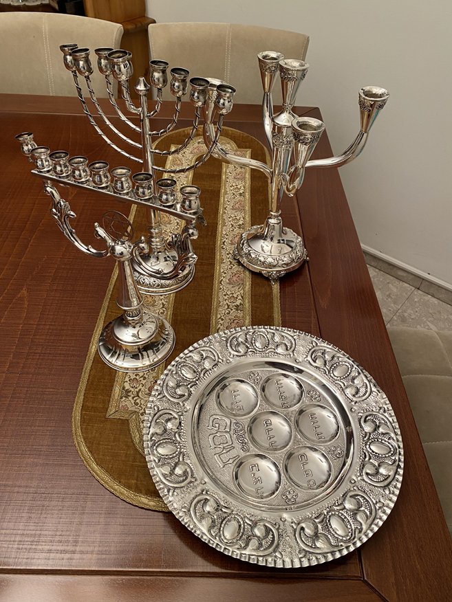 הסט המלא לאחר ניקוי והברקה